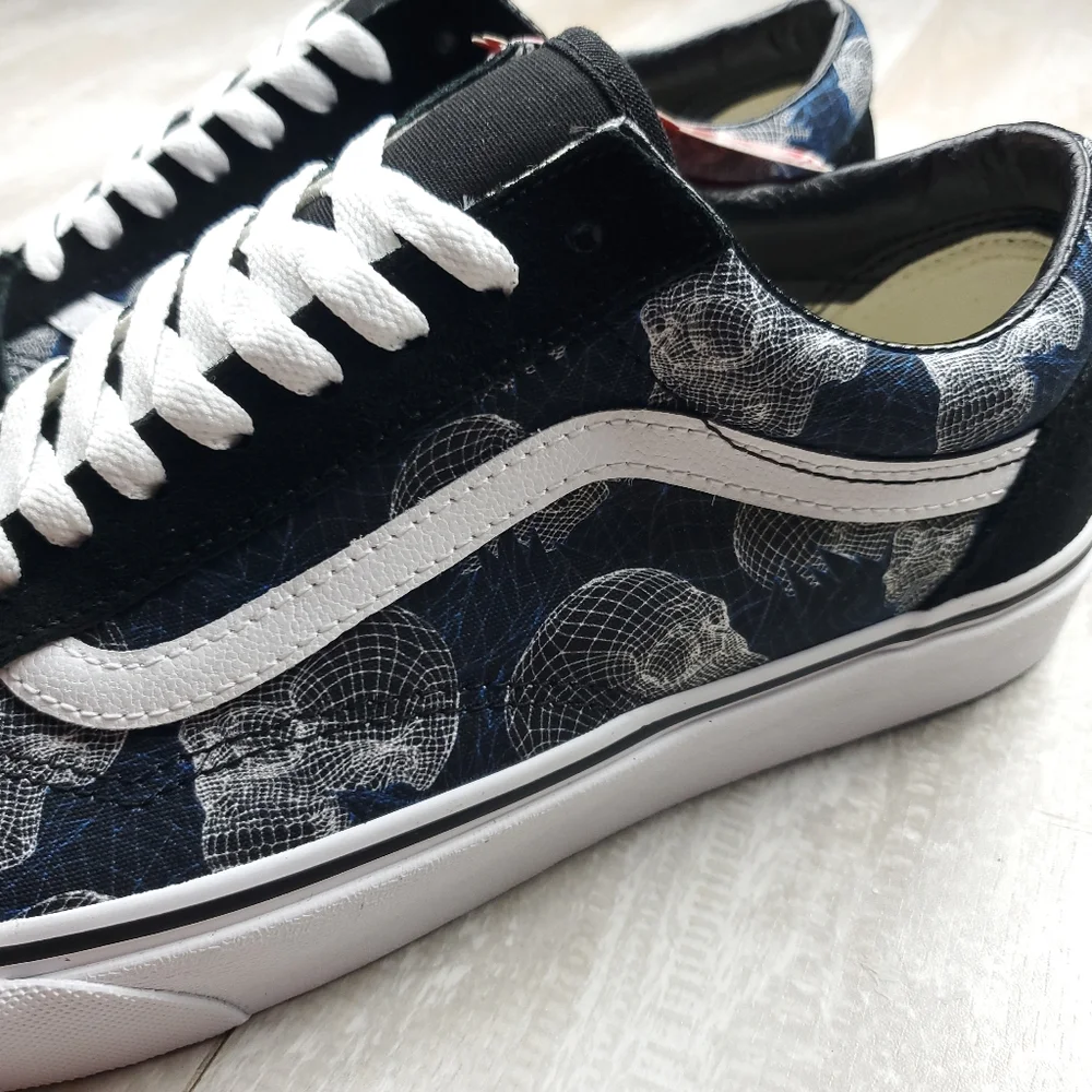 Vans Old Skool Wireframe Skulls - Picture 4 of 8